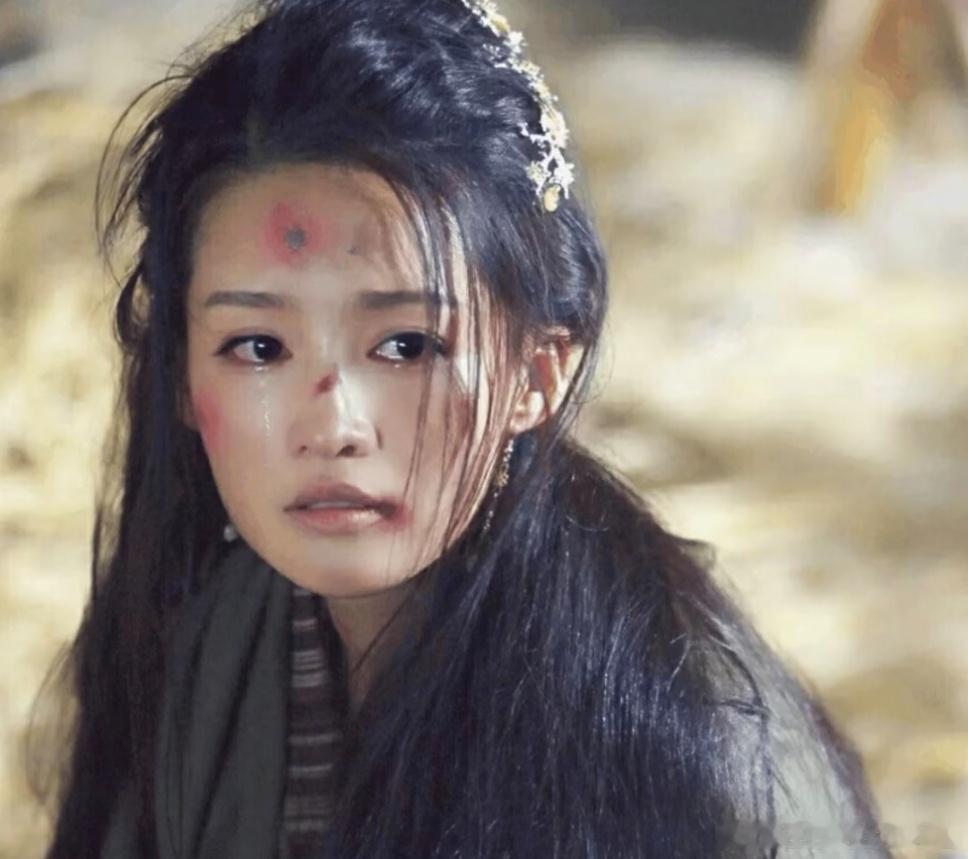 李沁夏梦两版淳儿意难平李沁 李沁的淳儿有故事感，夏梦的淳儿有少女感，两版都太绝，