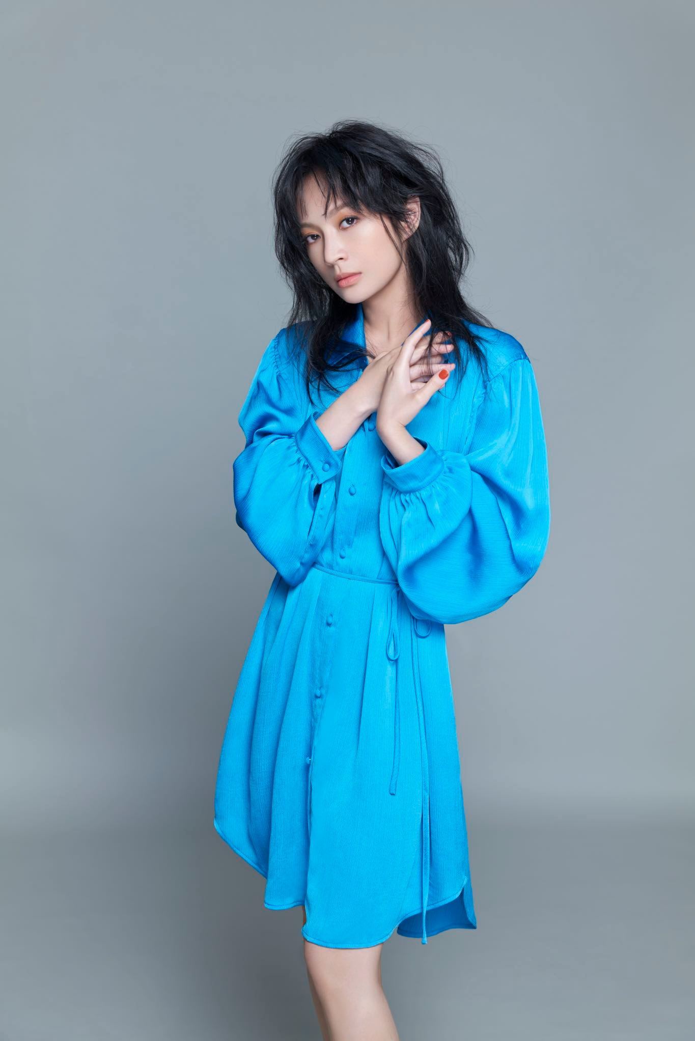 在秋天听到了青春里的女声 被马路秋日音乐会硬控了，前奏一响满满千禧年的回忆啊，脑
