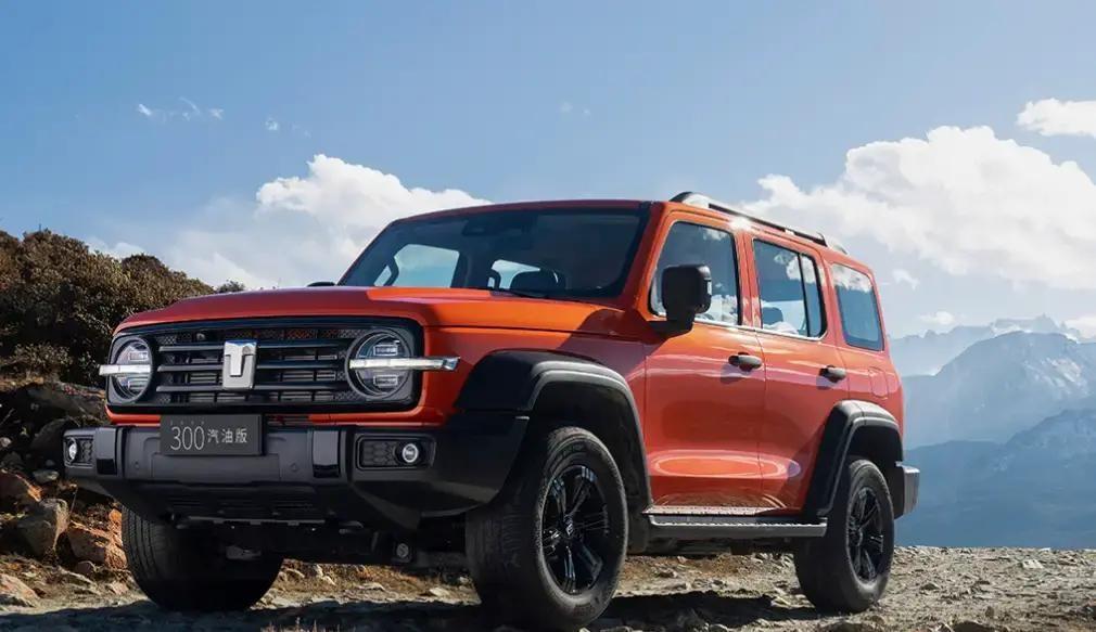 川藏线十大越野榜单刷屏，坦克300排第一。
普拉多、猛禽F
牧马人这些老面孔都在