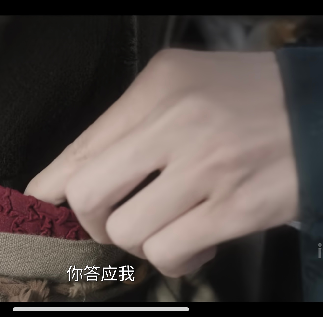 手控狂喜..手控狂喜..也就看了百来遍吧估计又要1集当10集看了萧无衣的手..想