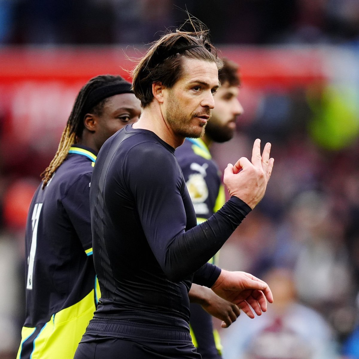杰克·格拉利什 (Jack Grealish) 提醒他在曼城获得的三次英超联赛冠