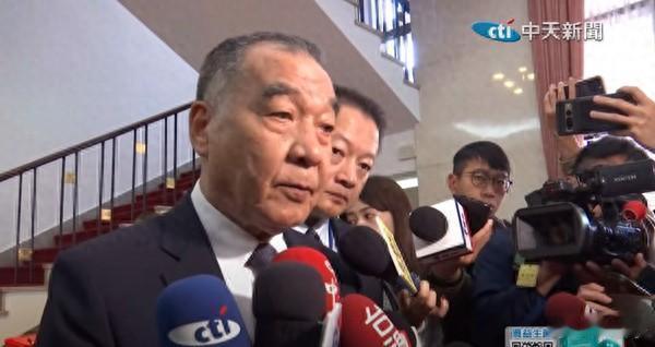 对于大陆海警登船临检台船一事，台防务主管部门负责人邱国正今日（20日）赴台立法机