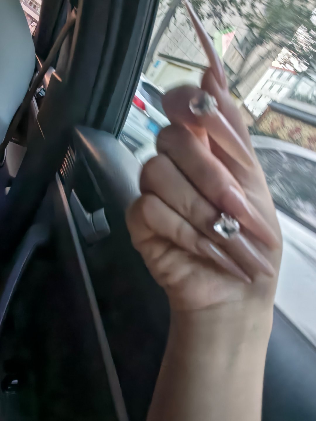 新 美甲