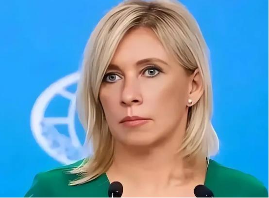 美国又开始作妖耍霸权，二话不说就把伊朗所有港口给封死了，俄罗斯实在看不下去，当场