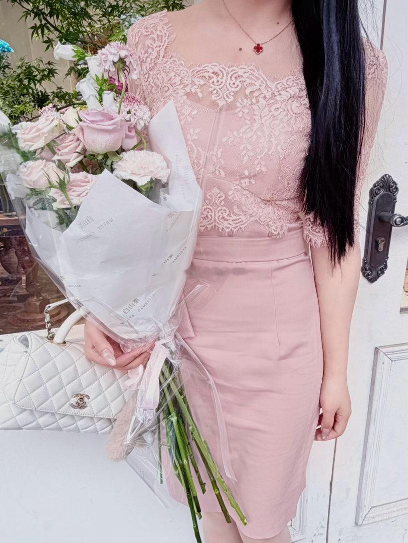 人间赖以鲜花续命.时尚穿搭