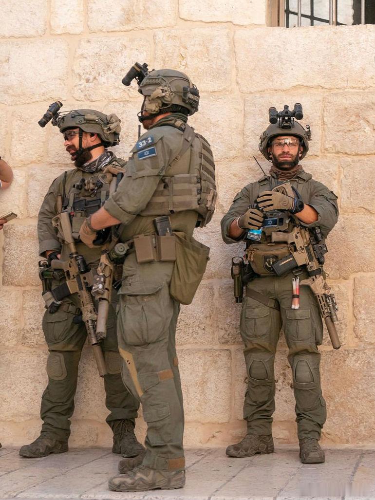 🇮🇱 YAMAM（以色列国家反恐特警队）🚩主武器  IWI Arad 11