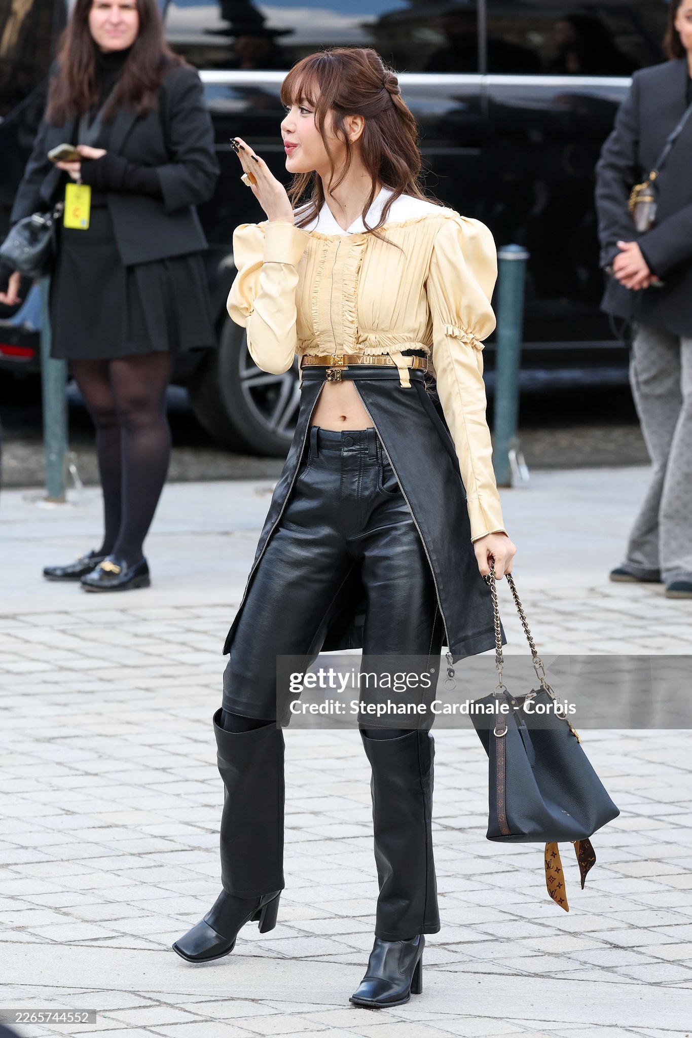 260310 Lisa出席巴黎时装周LV大秀G社生图📸气质真的太好了，宝宝你漂