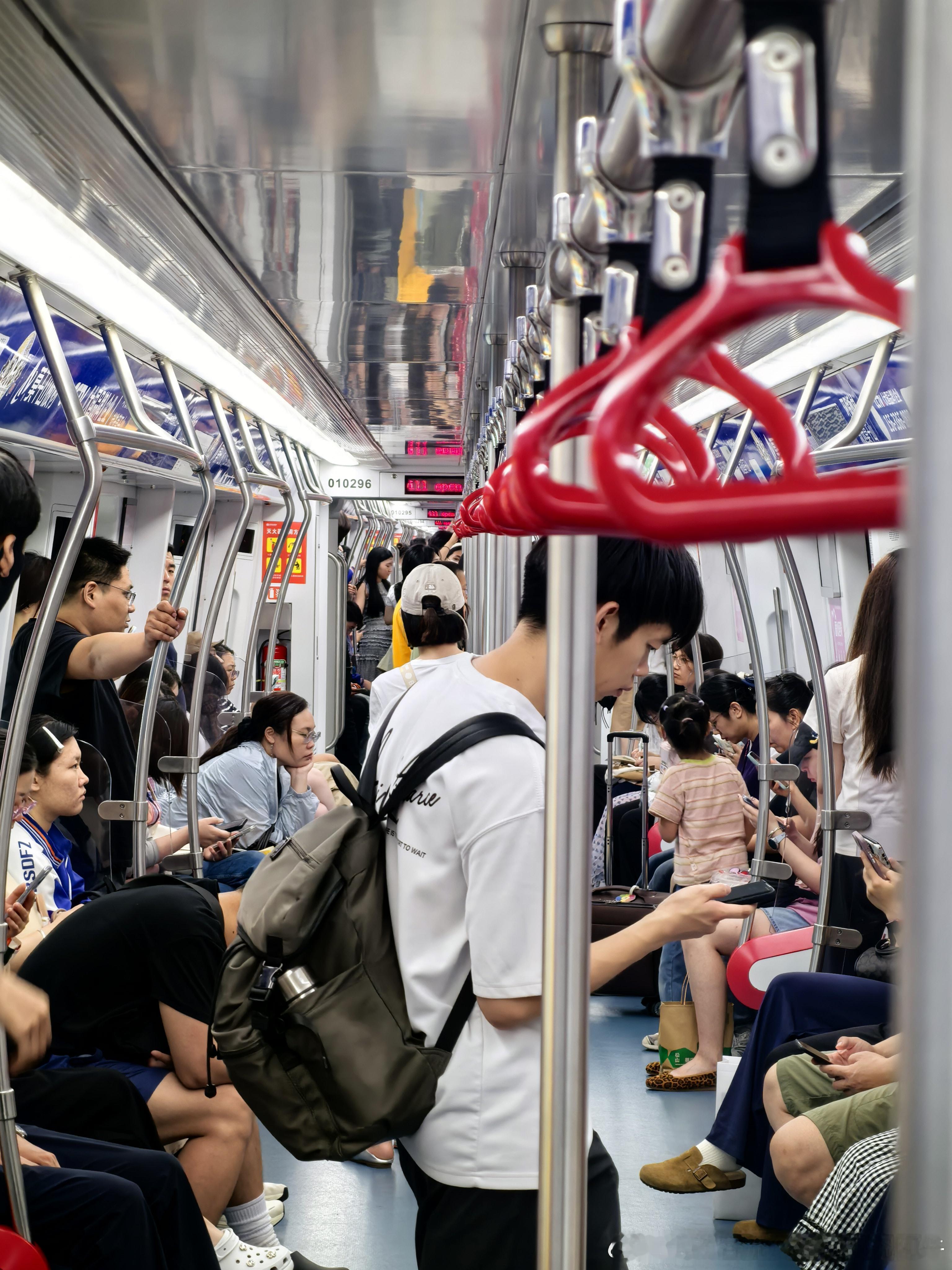 【石家庄地铁】投稿：2026.7.8（周三，天气晴），22:00石家庄地铁1号线