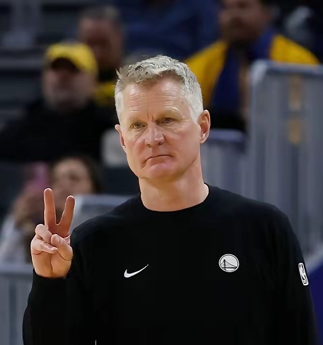 据记者Logan Murdock报道，科尔本赛季很可能是他在勇士队的最后一年。“