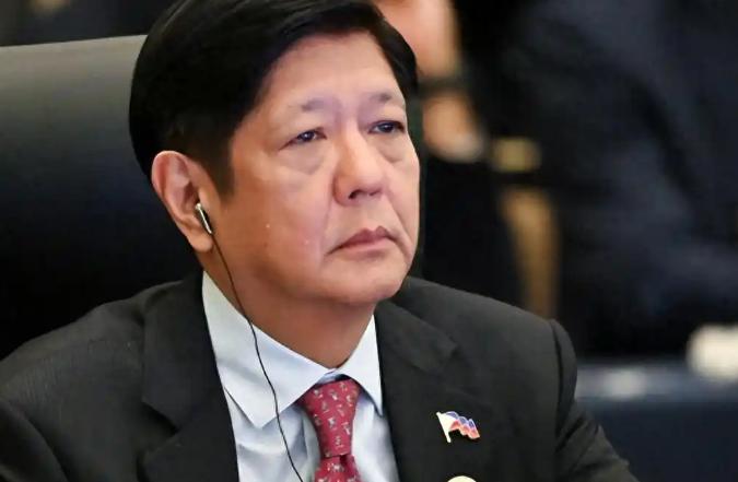 太招笑！菲律宾前脚刚在联合国把状纸递上去，后脚就被自家东盟兄弟一巴掌呼懵了！
 