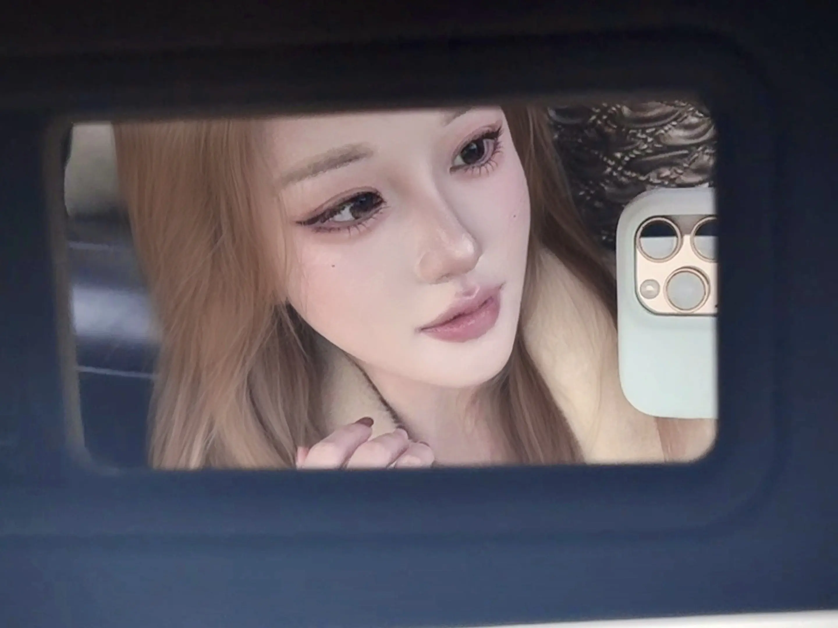 老大 我们这样天天装忧郁真的有用吗