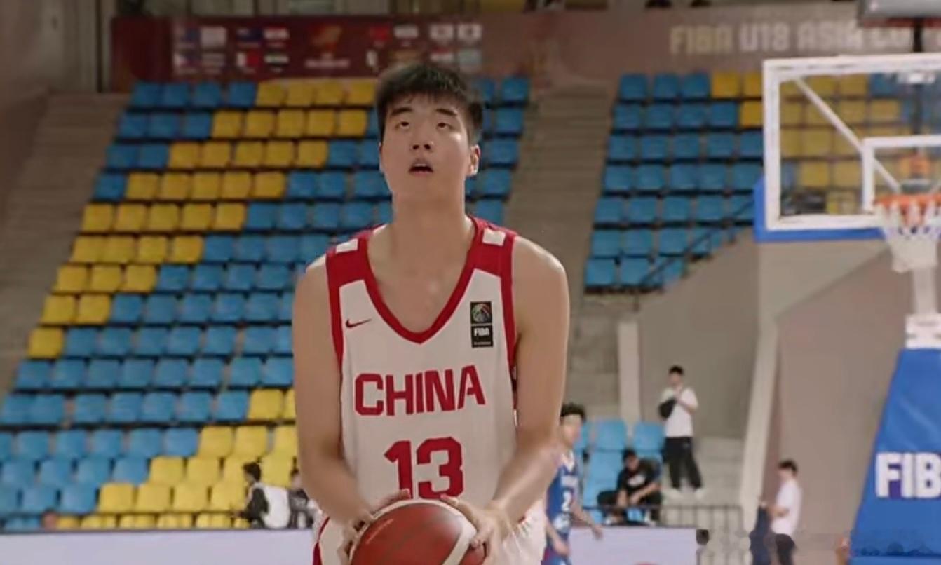 全面压制！中国U18男篮117-103击败菲律宾，成功晋级四强刚刚结束的U18男