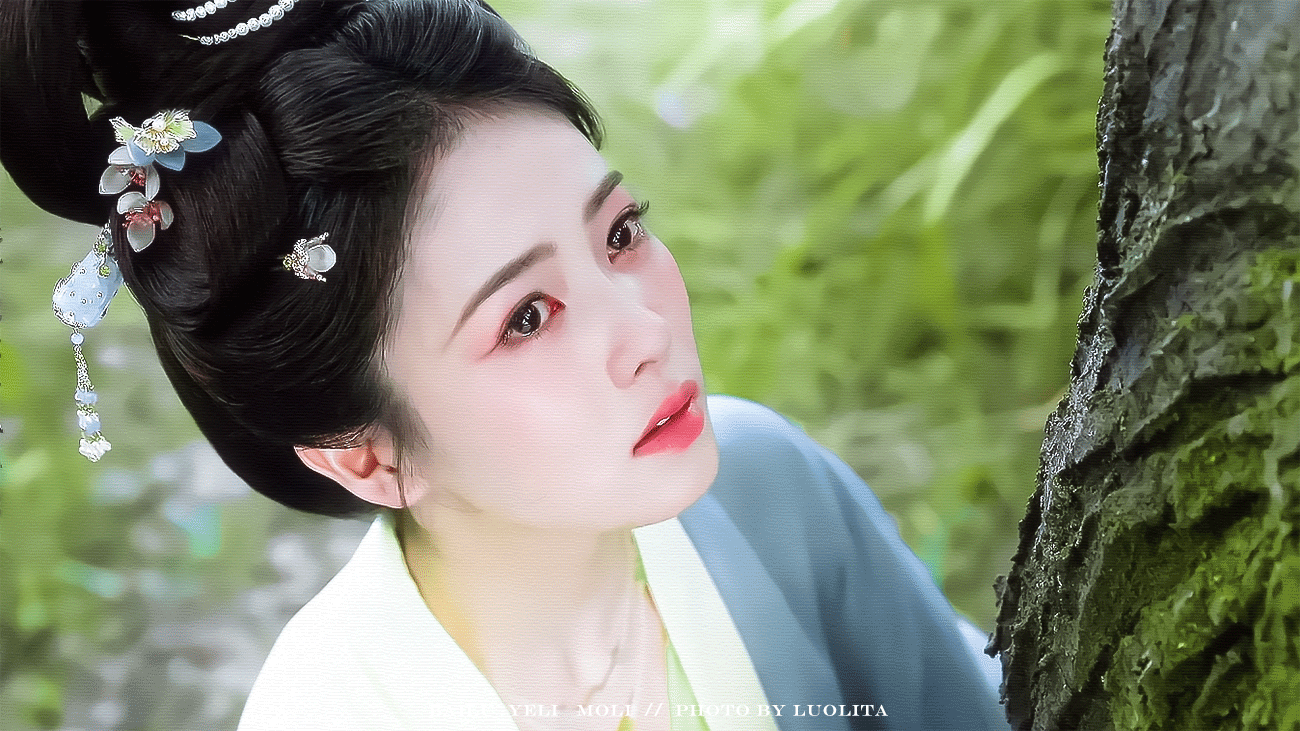   我见犹怜 