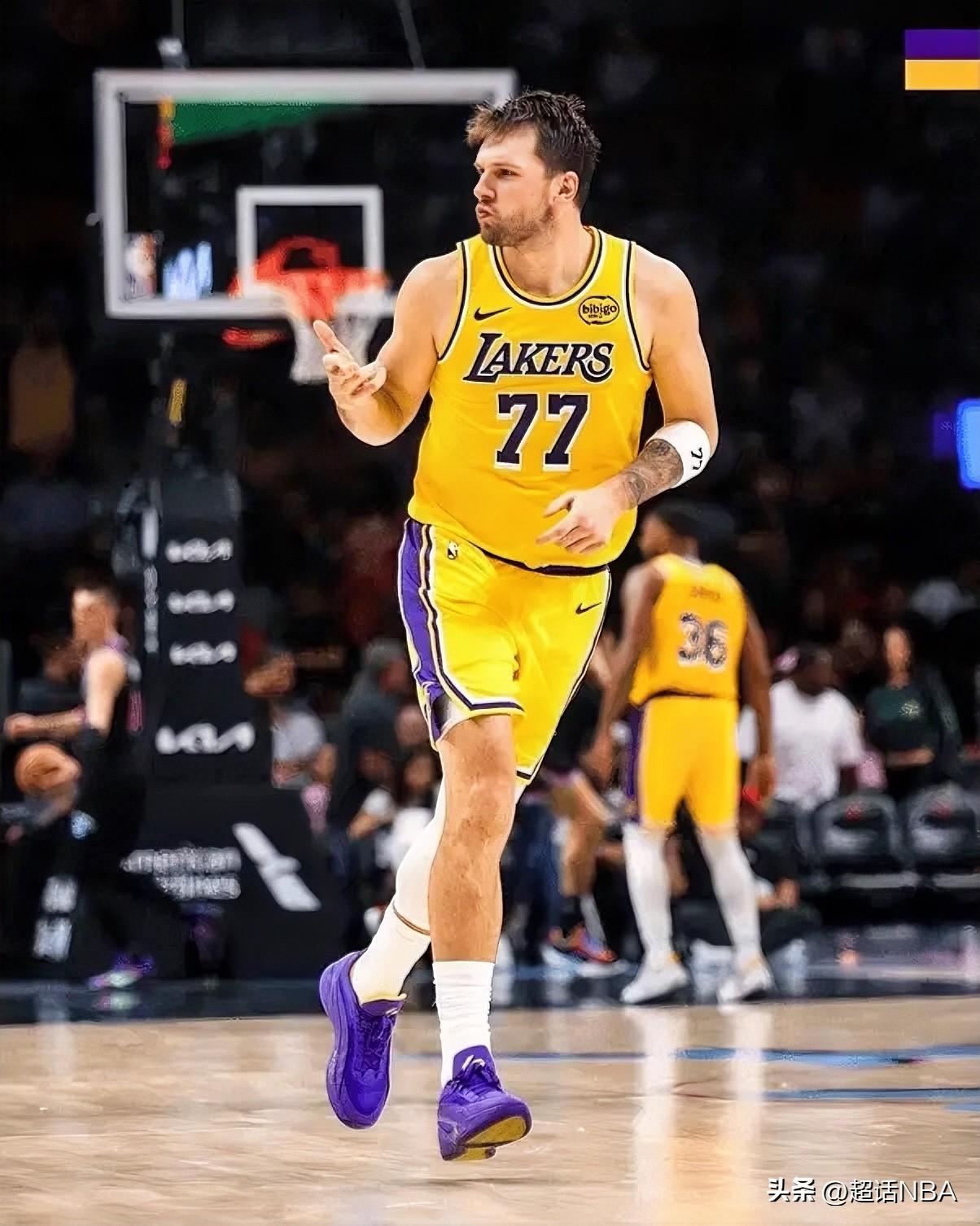 最近的湖人大有“遇神杀神，佛挡杀佛”之势，任谁来也不好使！

1、从3-6名的竞