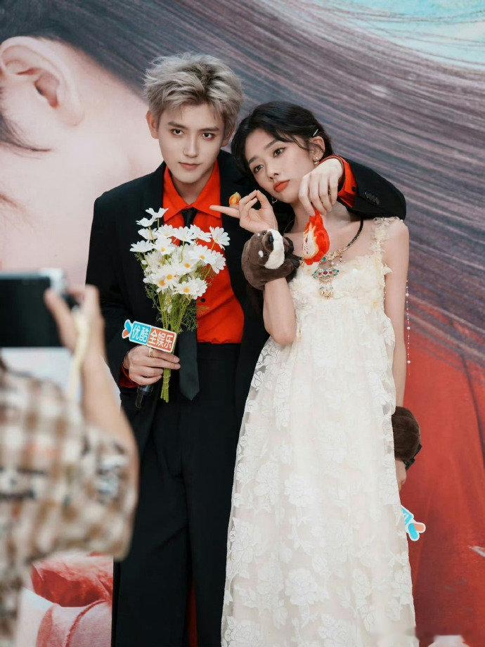 陈飞宇王影璐见春天 瑟璐特真的要二搭了！陈飞宇 × 王影璐《见春天》，我的 CP