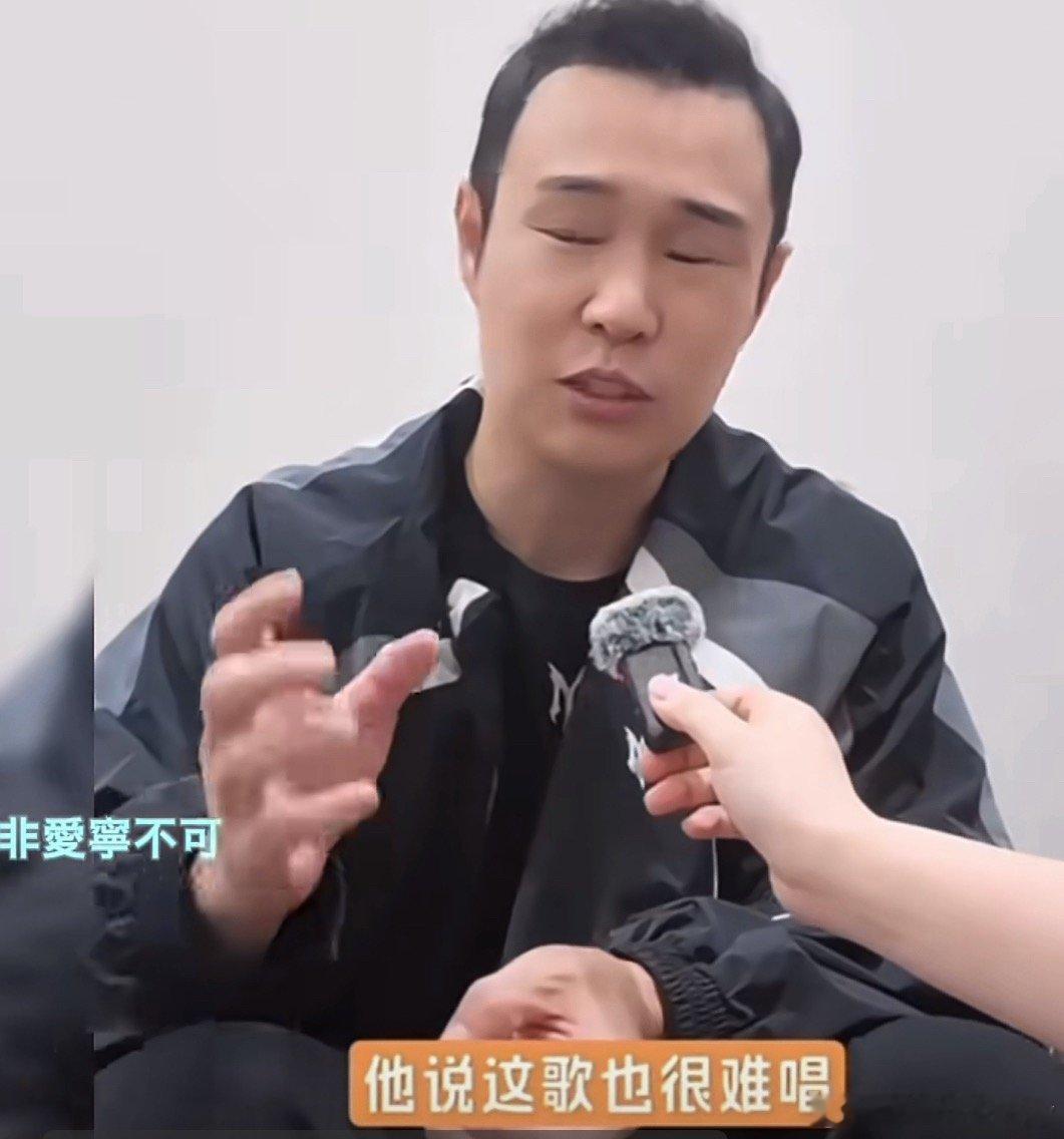 她 好听怎么样？有没有昨天看过的？说说自己的感受好听不好听呀？[酷][酷]好像这