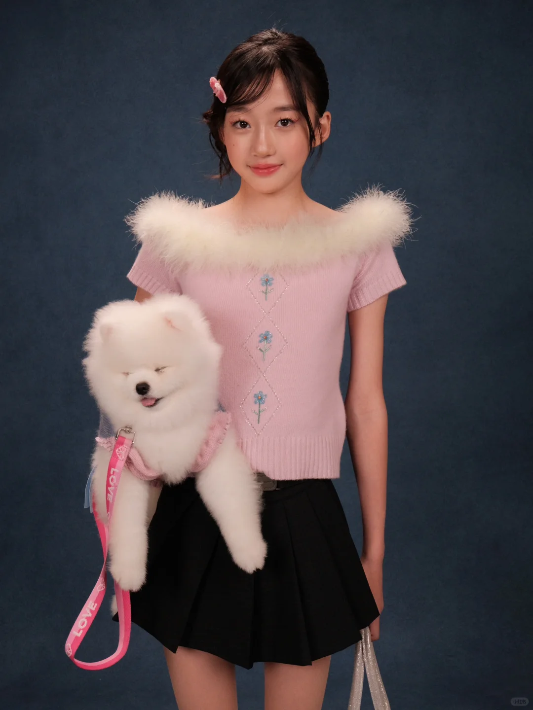 泰版杉菜tu妹来上海了！与赖伟明可爱同框