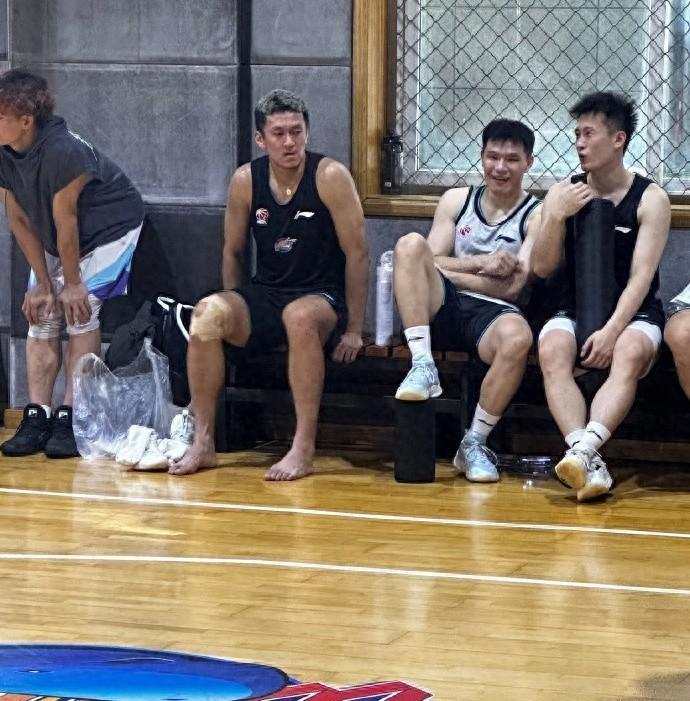 体测的折返跑，你能信吗？一个被四川男篮选中的选手，杨政，竟然在关键时刻掉链子，放