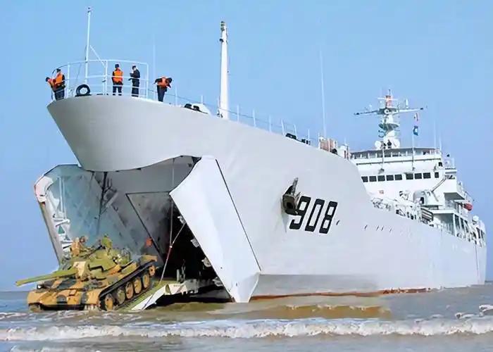 中国为何继续大量建造已过时的072A登陆舰？072A最大的优势就是便宜又顶用。现