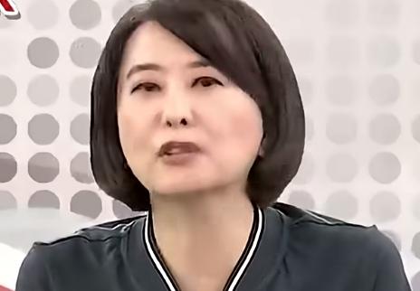 国民党“立委”王鸿薇批评，梁文杰这么重大的失言风波，要跟农民道歉买菠萝释迦棒冰，