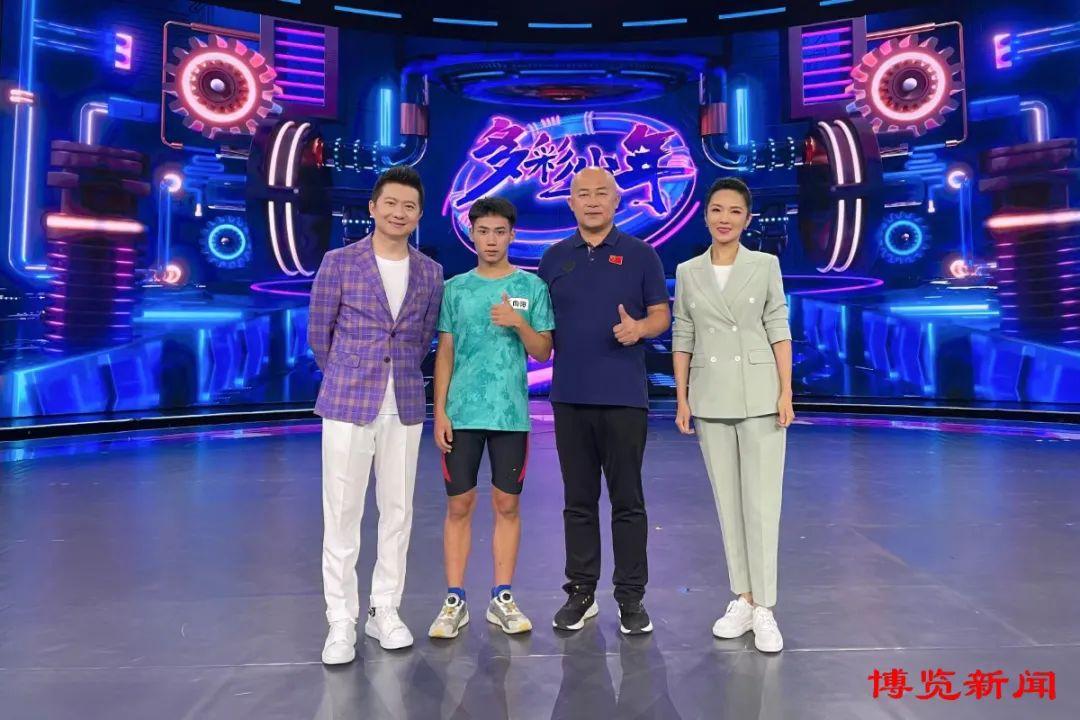 周村跳绳小将太牛了！17岁的丁向阳来自周村区农村家庭。小学五年级被城北中学体育教