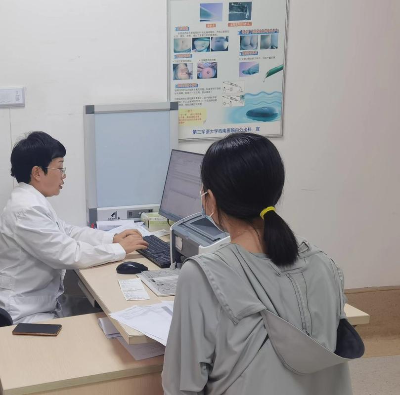 我们大家尤其是上了年纪的人都知道，医生给人看病，中医靠的望、闻、问、切（切脉）给