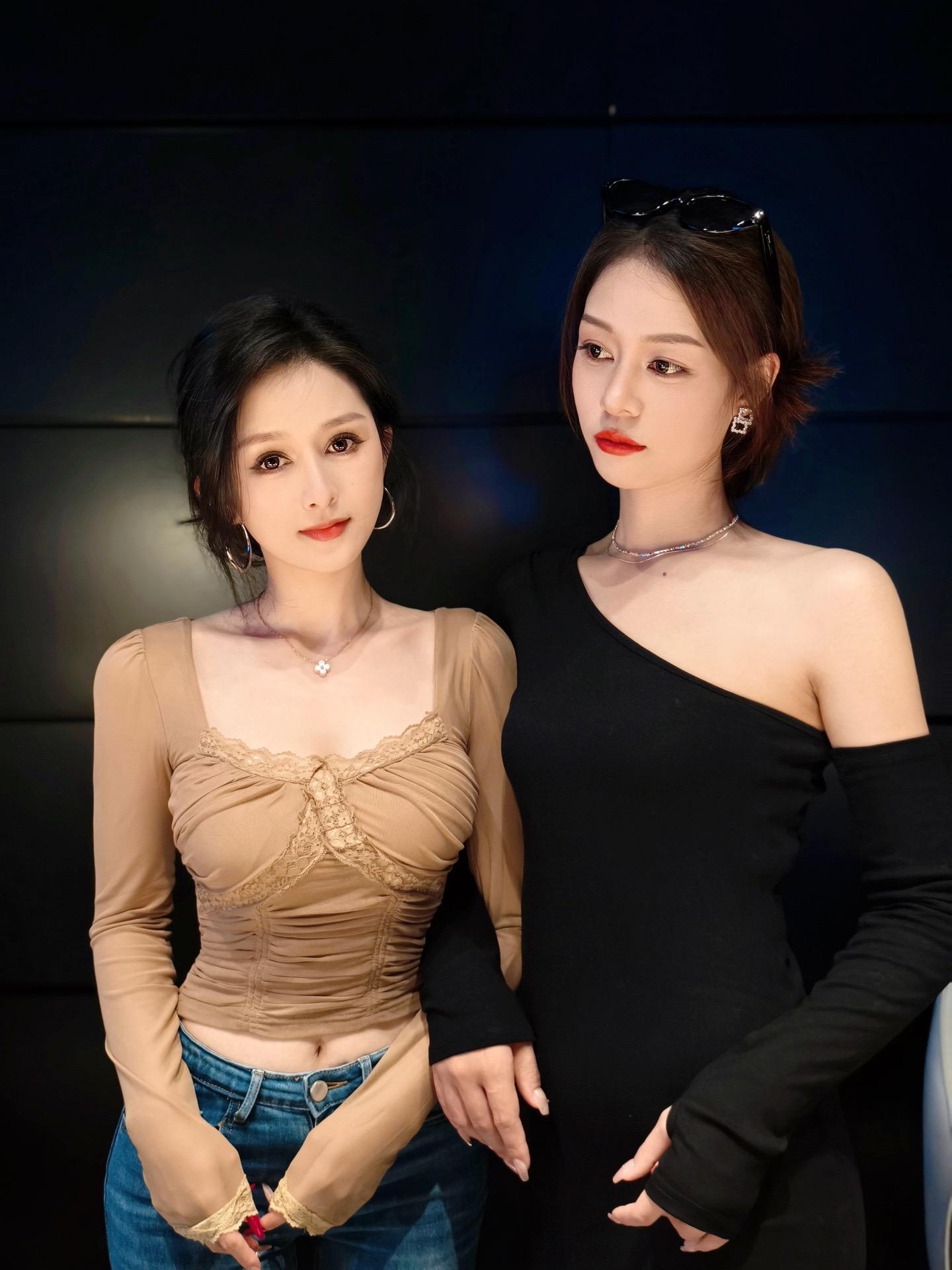 我该说什么呢，认识快十年，我最好的慰籍。生日快乐🎂