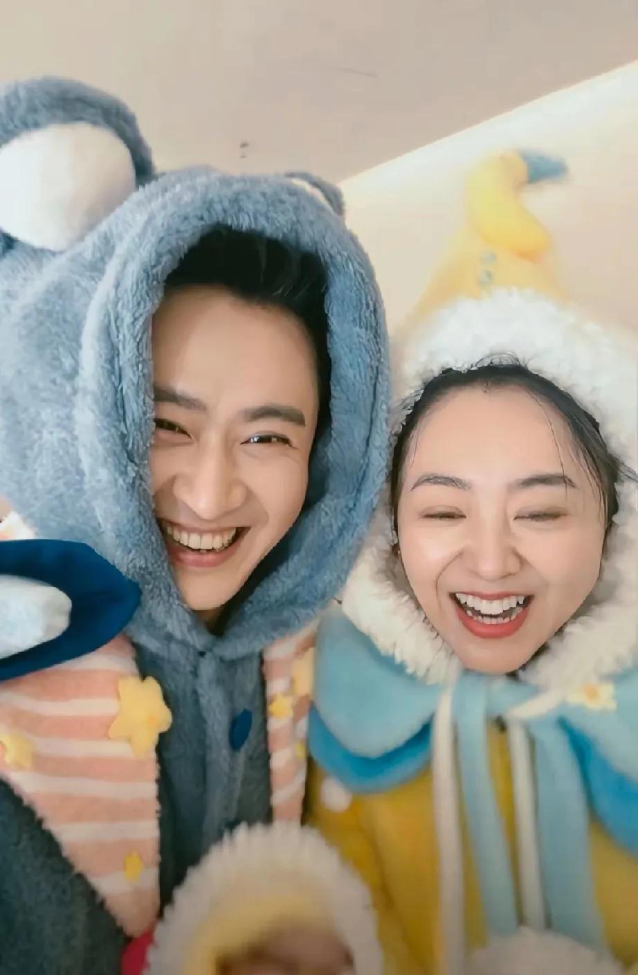 家人们谁懂啊！1月10日，央视主持人杨帆更新生活plog，一句“老朋友见面都认不