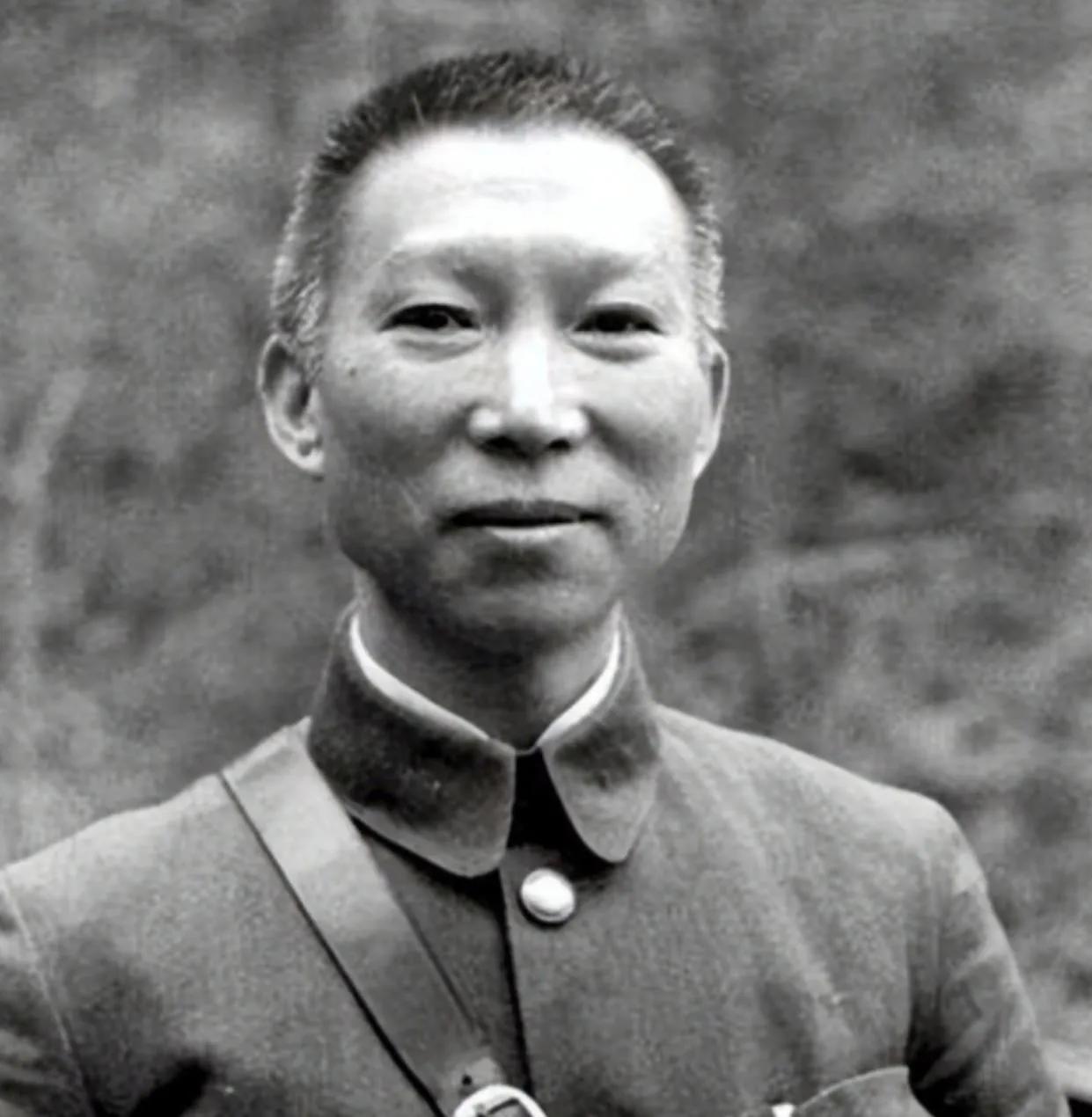 1993年，指挥过“长沙会战”的薛岳因为拖欠房租被告上法庭。97岁的他面对法官的