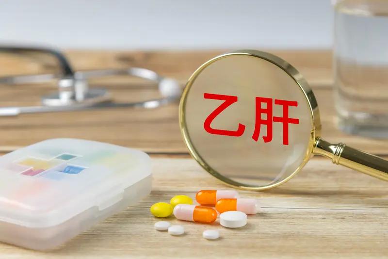 12月18日北京，女子接触患者确诊乙肝和梅毒，被毒针刺伤想第一时间接受阻断治疗遇