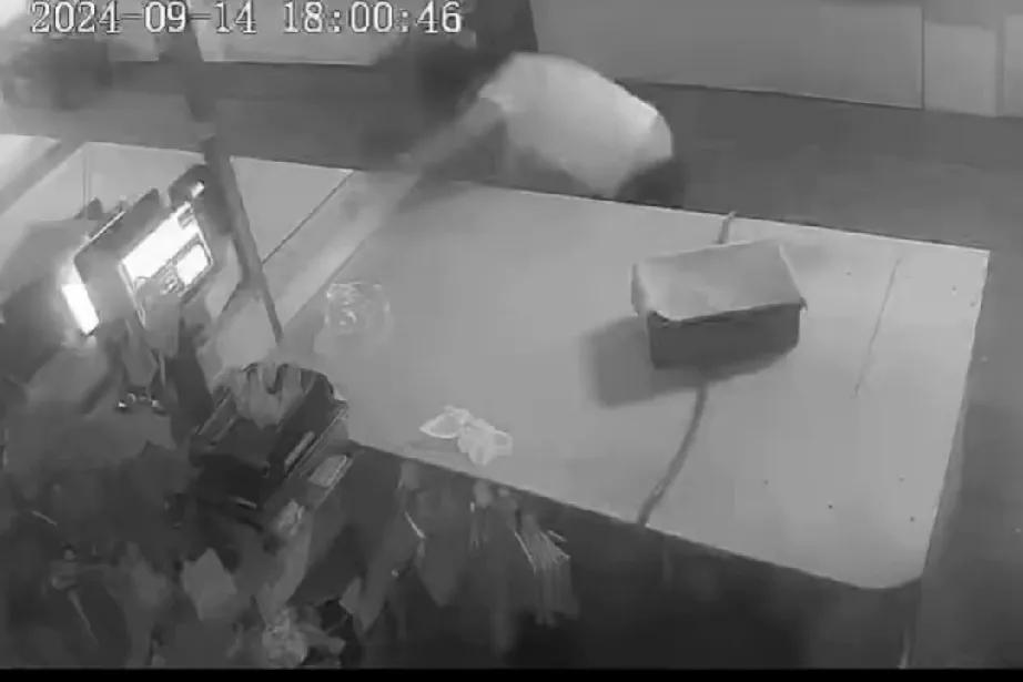 大连市场悲剧：螃蟹价格引发的血案之思

近日，辽宁大连经济技术开发区东居里小区农