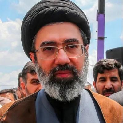 伊朗这次的回击让全世界彻底明白了！
美国靠不住，美国就是纸老虎。伊朗给全世界开了