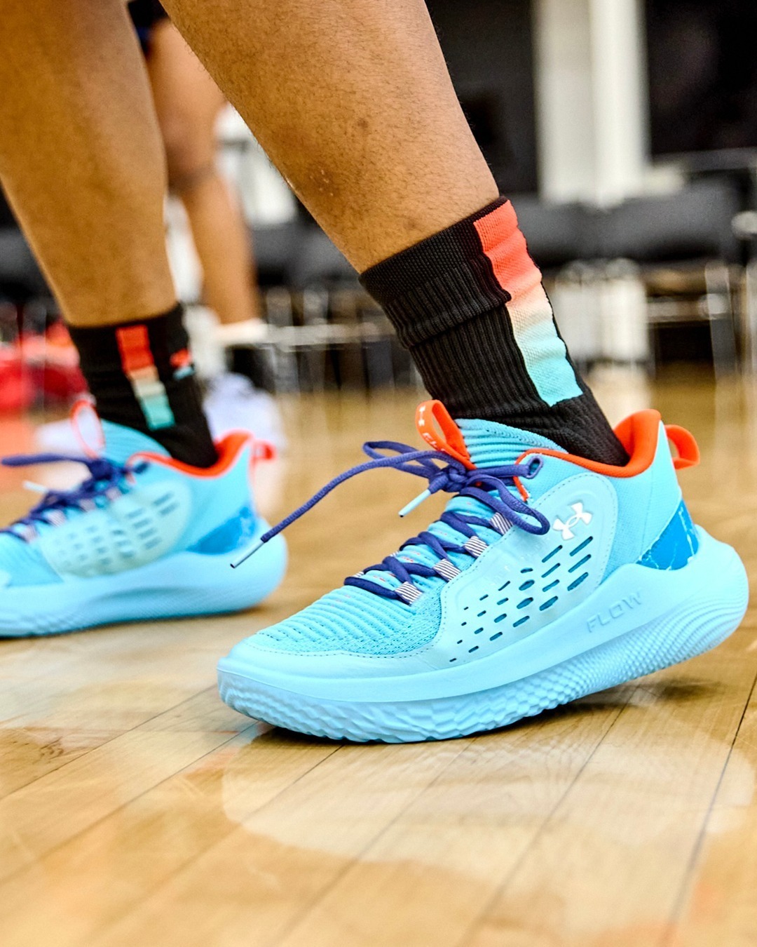 #SNEAKERS ON COURT# The 