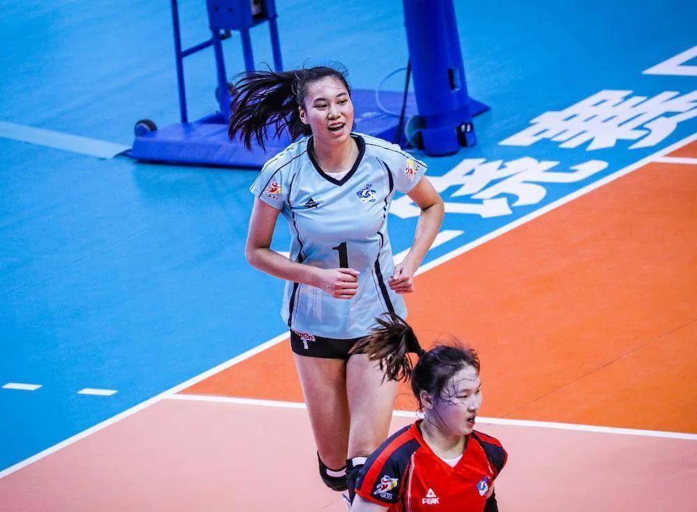 女排冠军杯河南女排3-0轻取北京观感：
🌟段梦可这场球扣嗨了，成功率估计得有8
