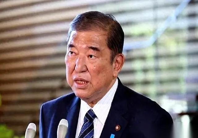 终于有个日本人，把窗户纸给捅破了。
他说，日本别再做梦了，再打仗，国家可能就没了