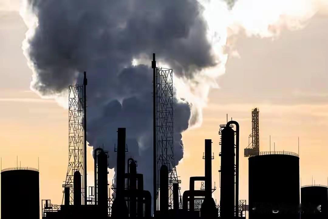 乌克兰无人机袭击克里米亚俄军贝尔贝克和萨基军用机场