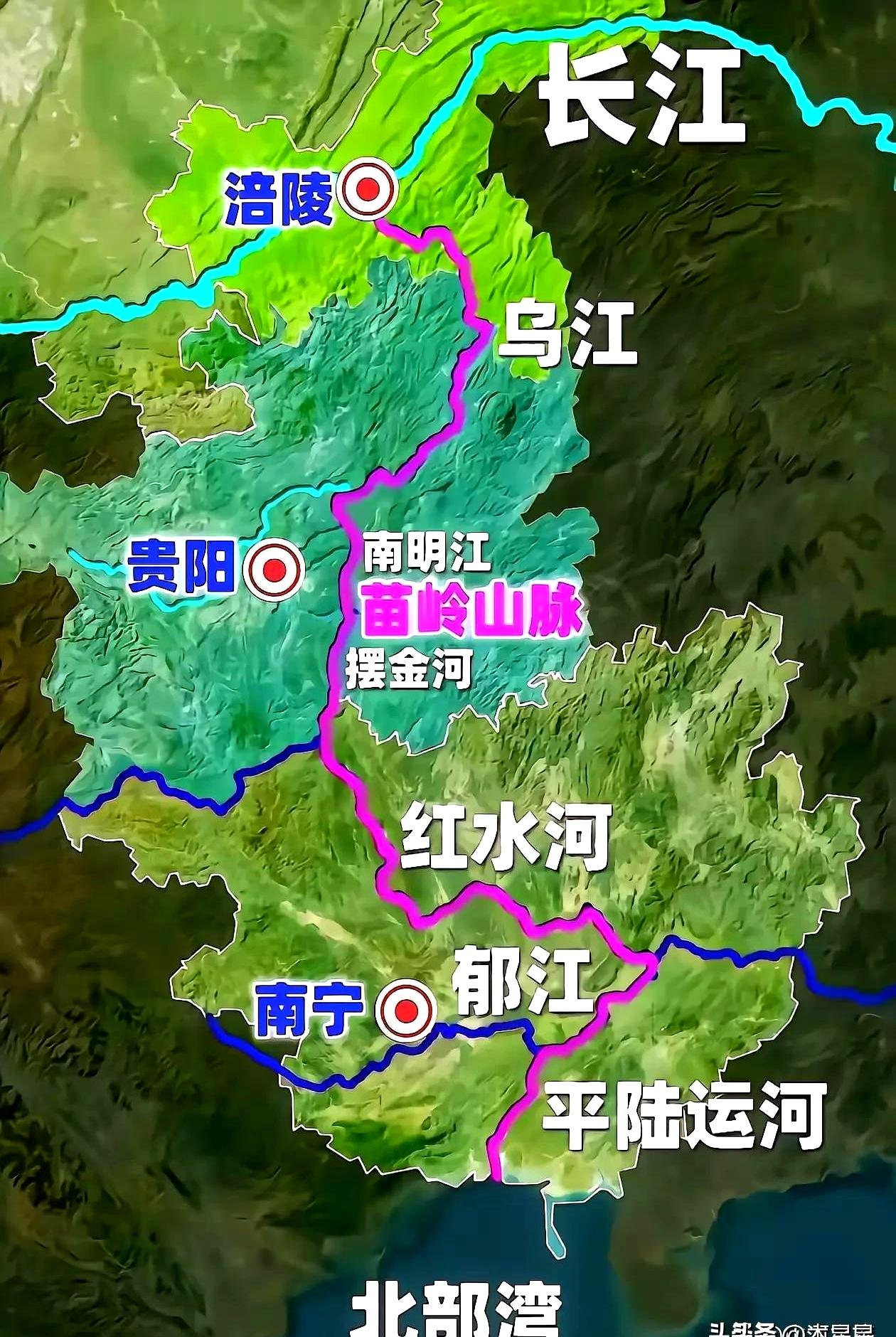 当北部湾的海风正热时, 山城的货盘还在长江边盯着水位。
有人抛出更硬核的一线: 