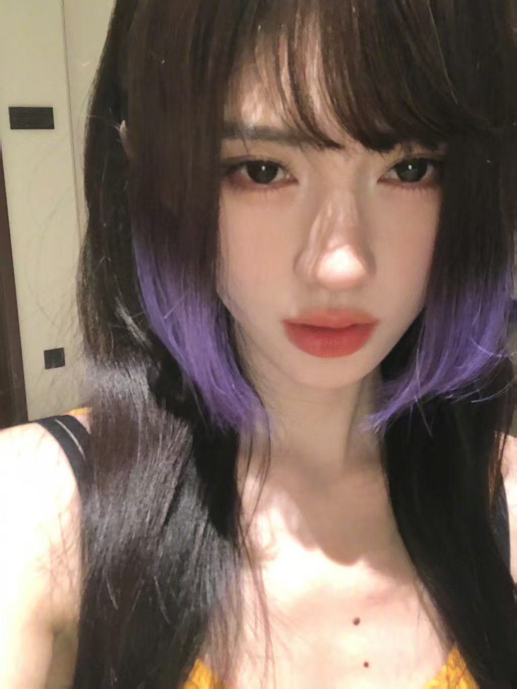 鞠婧祎紫色渐变发 好美腻！ 