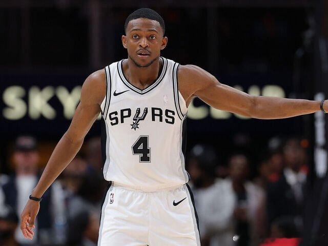 NBA[超话]  Sidery：达龙·福克斯与马刺队新签四年续约合同的年薪：20