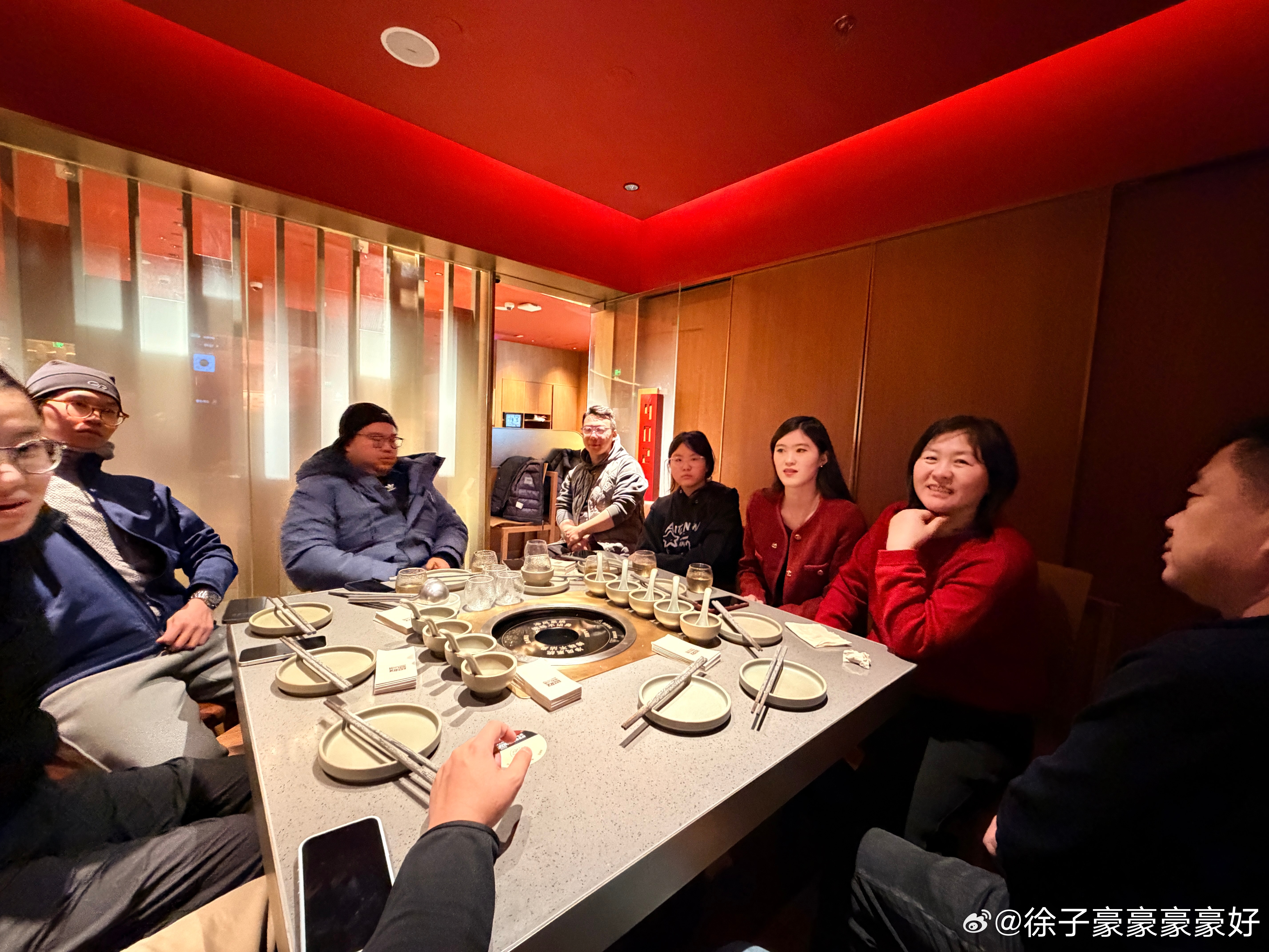 一天顺利到达北京，带一家四口吃口热乎的，这个点北京也就巴奴还开着，还能好吃点！一