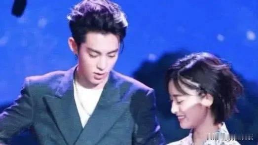 在众多流言蜚语中，王鹤棣和陈小纭均坚定地驳斥了有关他们的传闻，并宣布将依法对侵犯