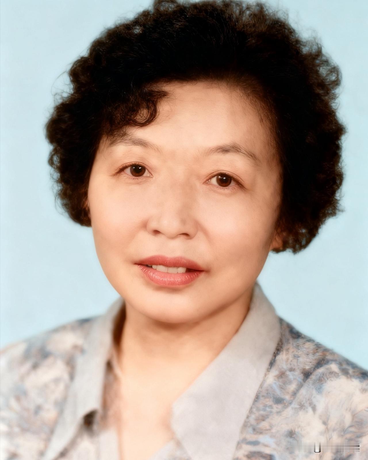 李书珍，湖北荆州汉剧一级演员，1948年4月出生，湖北省汉剧代表性传承人，现任荆