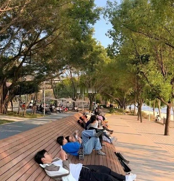 这个设计真好，建议全国推广。 