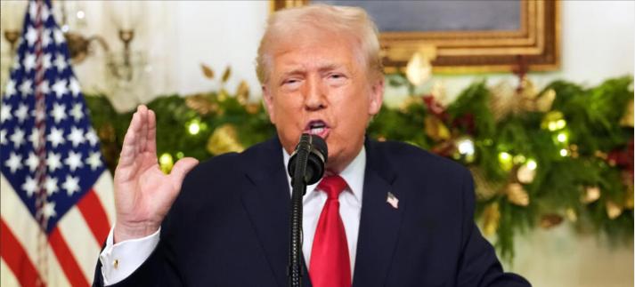 🌙两个信号同时出现，说明一件事：特朗普要动真格了。

第一个信号，钱。打仗就是