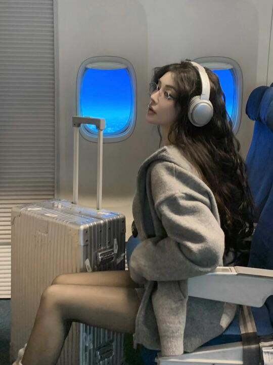 🇰🇷韩国居然把飞机舱搬进了咖啡厅里！