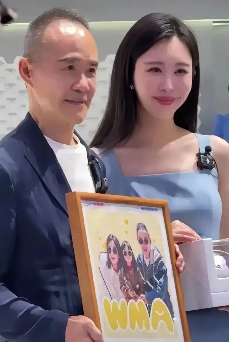 2024年初，王石公开透露，自己与小30岁的爱妻田朴珺育有一个3岁的女儿…