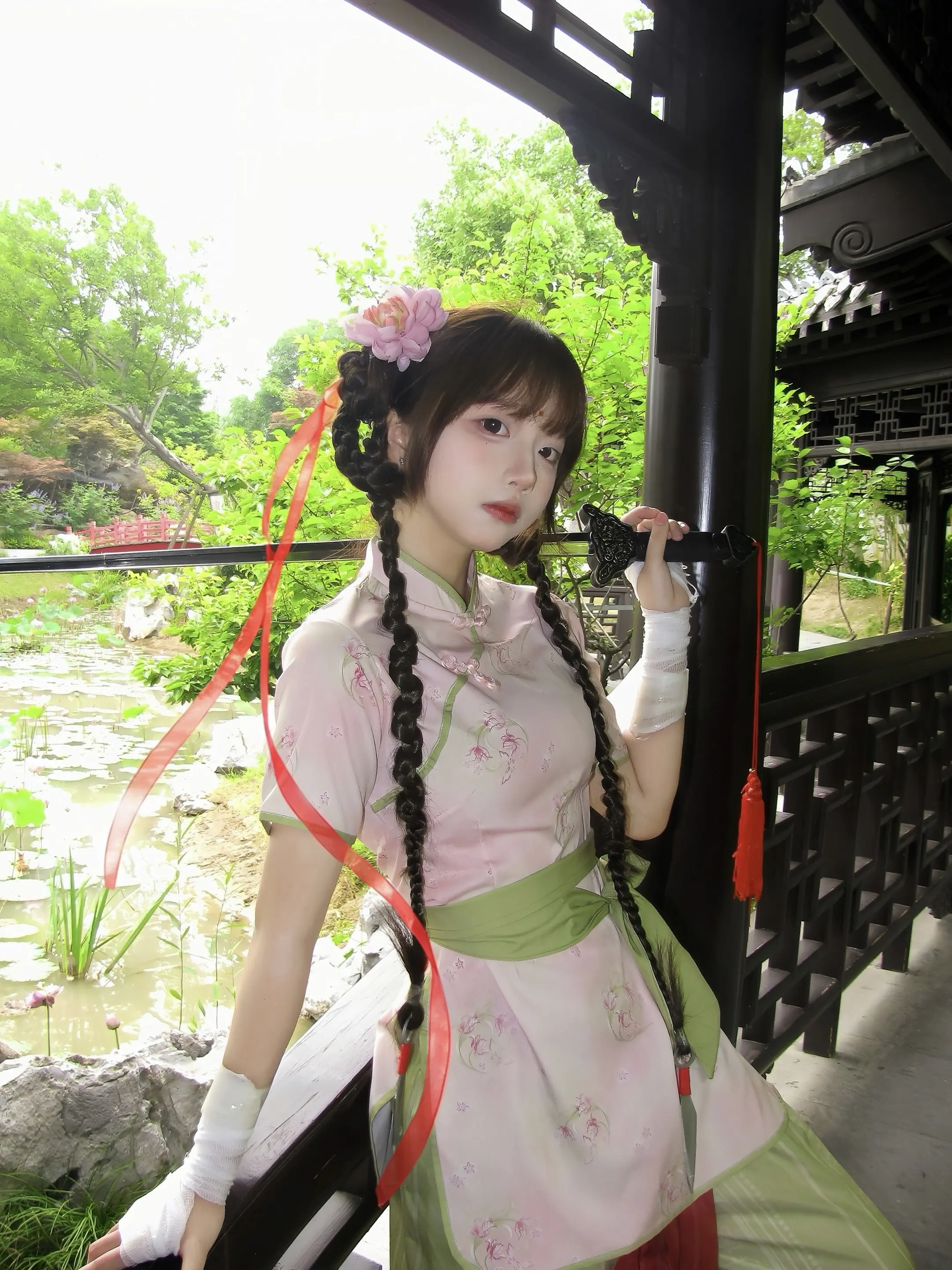 你们聊吧 师傅叫我回灵剑山了