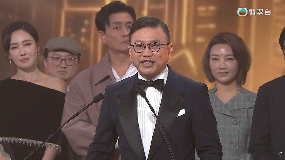 TVB《萬千星輝頒獎典禮2025》今日（2026年1月4日）於澳門上葡京綜藝館舉