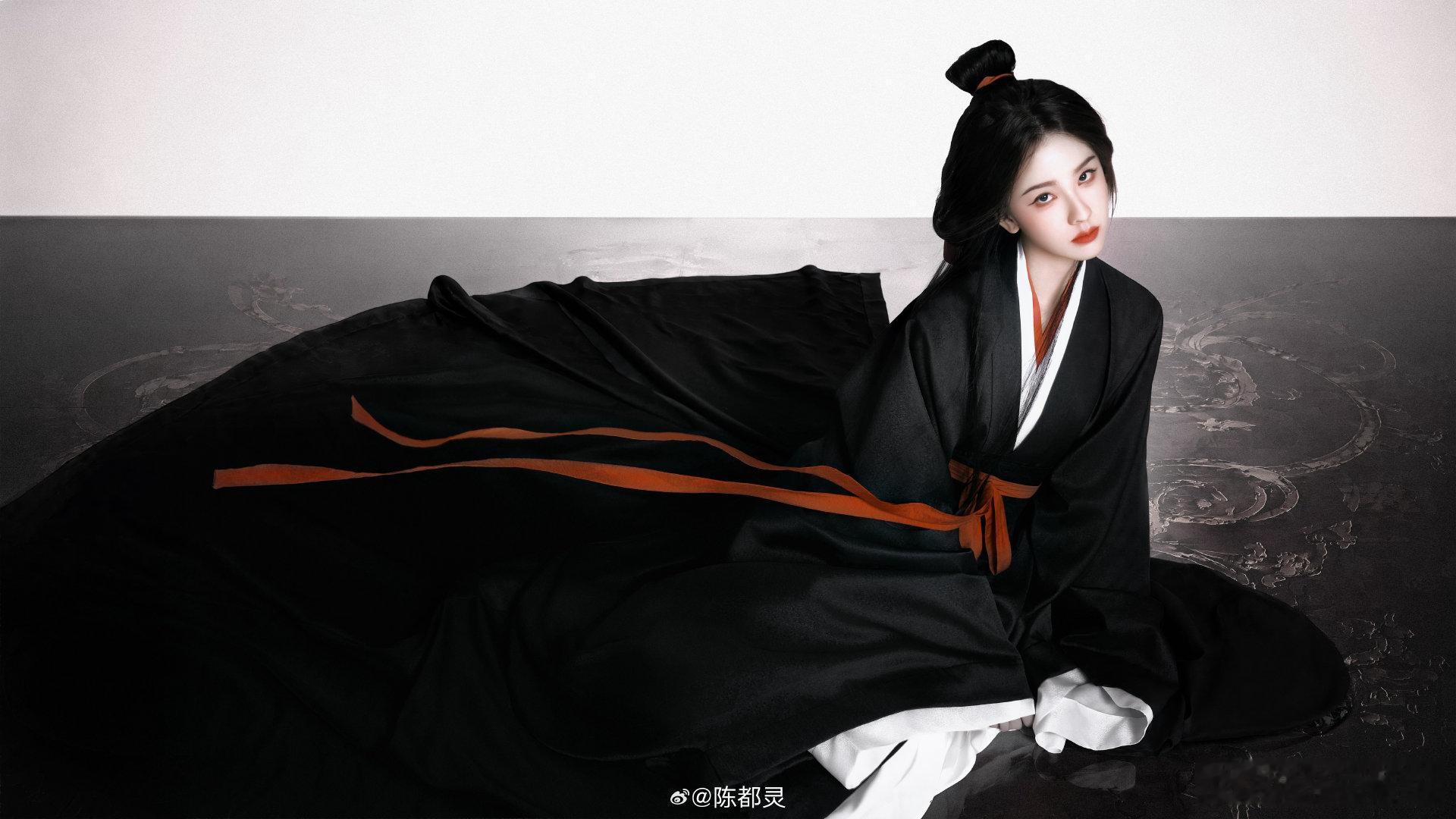 陈都灵楚朝神图陈都灵这组楚朝的图绝了陈都灵楚朝神图！！！太美啦！！！翘楚