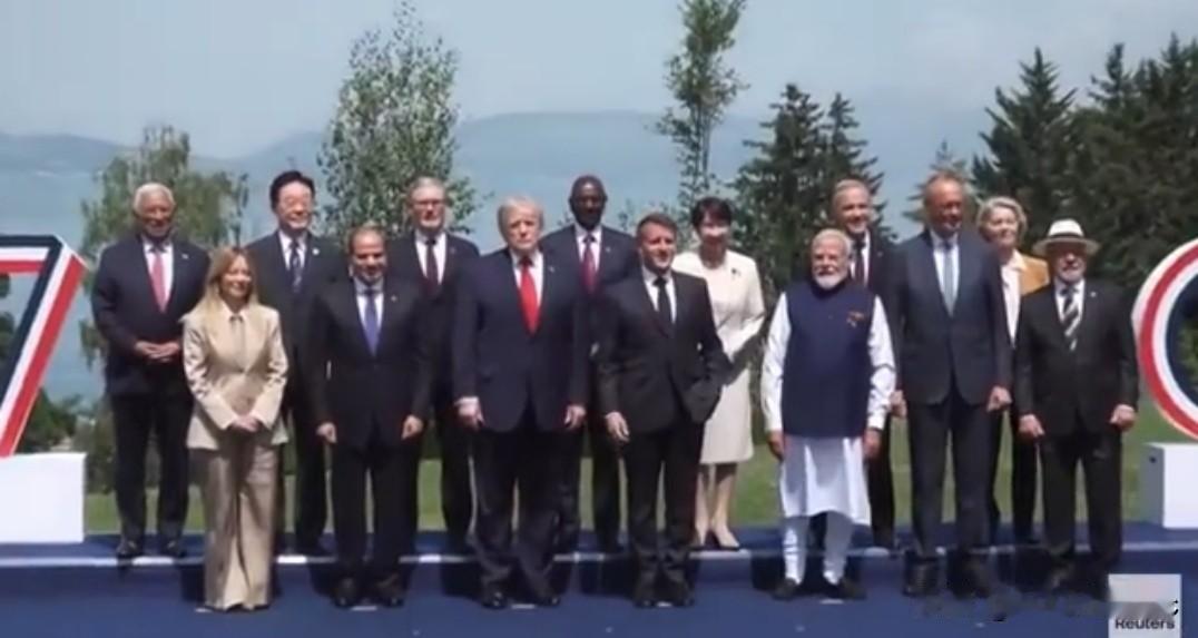 意大利总珄梅洛尼之前与美国关系亲近又崇拜，这次G7，为什么形同陌路？意美的主要矛